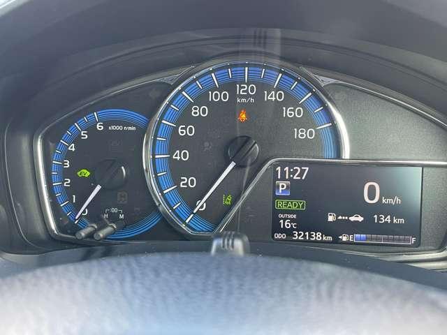 カローラフィールダー ハイブリッドG エアロツアラー 禁煙/衝突軽減/ドラレコーダー/ETC2.0/純正ナビ/バックカメラ/レーンキープアシスト/横滑り防止装/Bluetooth/メモリーナビ/フルセグTV/ルーフレール/純正16インチアルミホイール(49枚目)