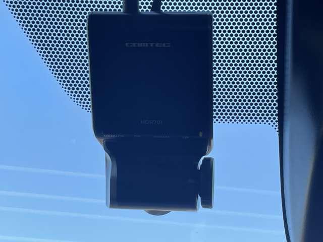 カローラフィールダー ハイブリッドG エアロツアラー 禁煙/衝突軽減/ドラレコーダー/ETC2.0/純正ナビ/バックカメラ/レーンキープアシスト/横滑り防止装/Bluetooth/メモリーナビ/フルセグTV/ルーフレール/純正16インチアルミホイール(54枚目)