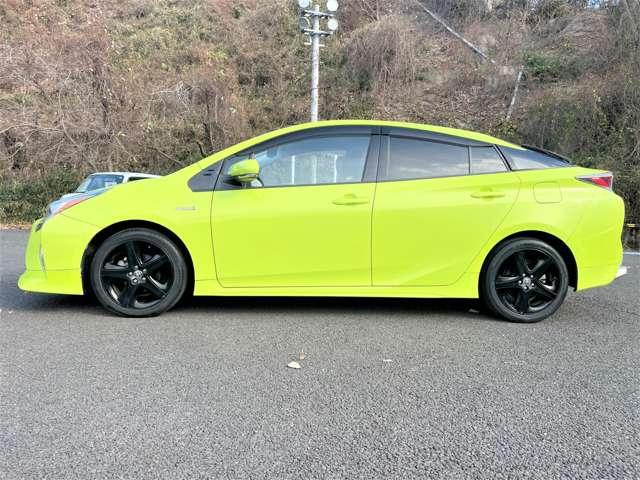 プリウス 1.8Aプレミアム ツーリングセレクション セーフティセンスP/BSM/パーキングアシスト/レーンキープアシスト/ソナー/禁煙車/追従型クルコン/純正ナビ/フルセグ/ETC/ドラレコ/バックカメラ/シートヒーター/パワーシート/LEDライト(9枚目)