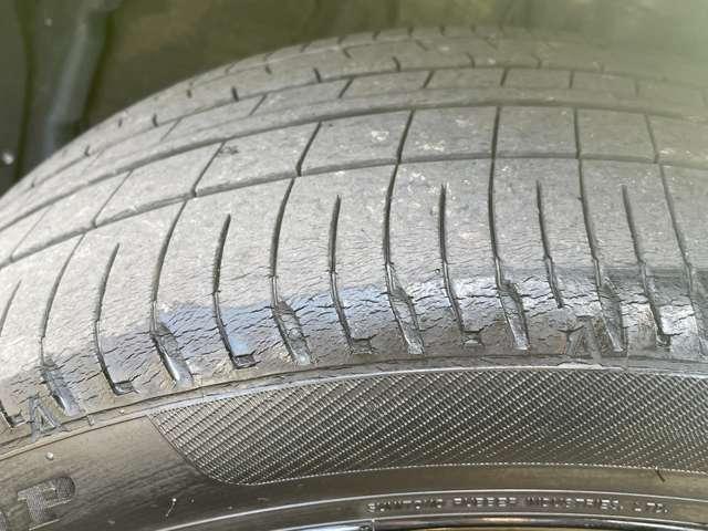 プリウス 1.8Aプレミアム ツーリングセレクション セーフティセンスP/BSM/パーキングアシスト/レーンキープアシスト/ソナー/禁煙車/追従型クルコン/純正ナビ/フルセグ/ETC/ドラレコ/バックカメラ/シートヒーター/パワーシート/LEDライト(12枚目)