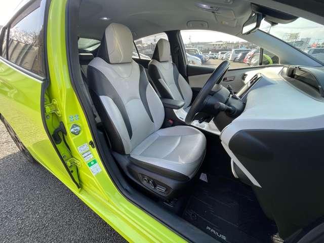 プリウス 1.8Aプレミアム ツーリングセレクション セーフティセンスP/BSM/パーキングアシスト/レーンキープアシスト/ソナー/禁煙車/追従型クルコン/純正ナビ/フルセグ/ETC/ドラレコ/バックカメラ/シートヒーター/パワーシート/LEDライト(18枚目)