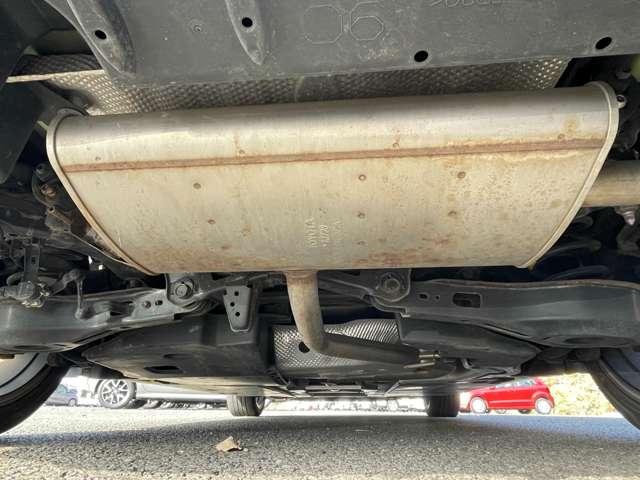 プリウス 1.8Aプレミアム ツーリングセレクション セーフティセンスP/BSM/パーキングアシスト/レーンキープアシスト/ソナー/禁煙車/追従型クルコン/純正ナビ/フルセグ/ETC/ドラレコ/バックカメラ/シートヒーター/パワーシート/LEDライト(31枚目)