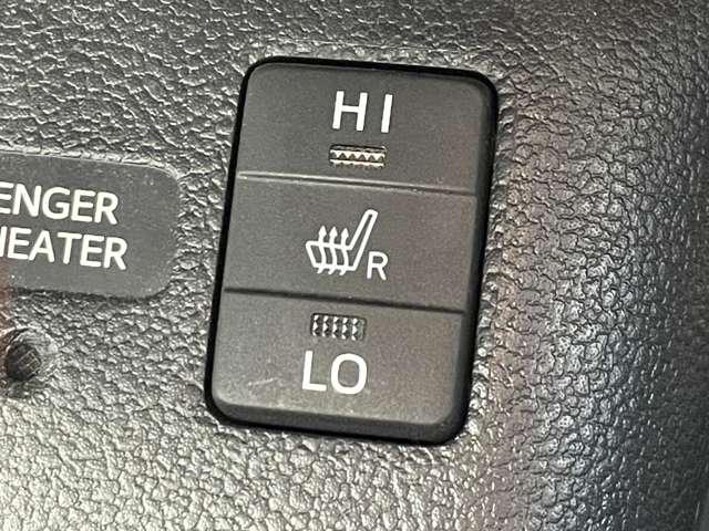 プリウス 1.8Aプレミアム ツーリングセレクション セーフティセンスP/BSM/パーキングアシスト/レーンキープアシスト/ソナー/禁煙車/追従型クルコン/純正ナビ/フルセグ/ETC/ドラレコ/バックカメラ/シートヒーター/パワーシート/LEDライト(42枚目)