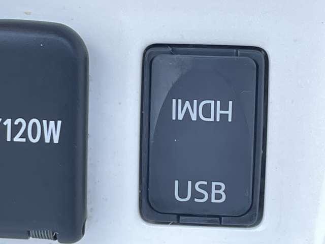 プリウス 1.8Aプレミアム ツーリングセレクション セーフティセンスP/BSM/パーキングアシスト/レーンキープアシスト/ソナー/禁煙車/追従型クルコン/純正ナビ/フルセグ/ETC/ドラレコ/バックカメラ/シートヒーター/パワーシート/LEDライト(44枚目)