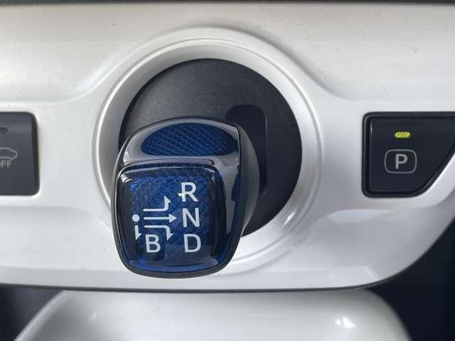 プリウス 1.8Aプレミアム ツーリングセレクション セーフティセンスP/BSM/パーキングアシスト/レーンキープアシスト/ソナー/禁煙車/追従型クルコン/純正ナビ/フルセグ/ETC/ドラレコ/バックカメラ/シートヒーター/パワーシート/LEDライト(48枚目)