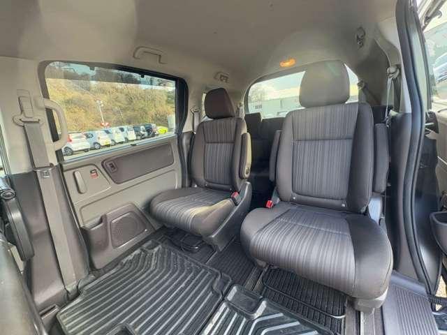 フリードハイブリッド 1.5ハイブリッドGホンダセンシング 6名 ホンダセンシング!ギャザーズナビ&フルセグTV&DVD&BT&バックカメラ!ギャザーズフリップダウンモニター!両側パワースライドドア!LEDヘッドライト!オートライト!純正ETC!(21枚目)