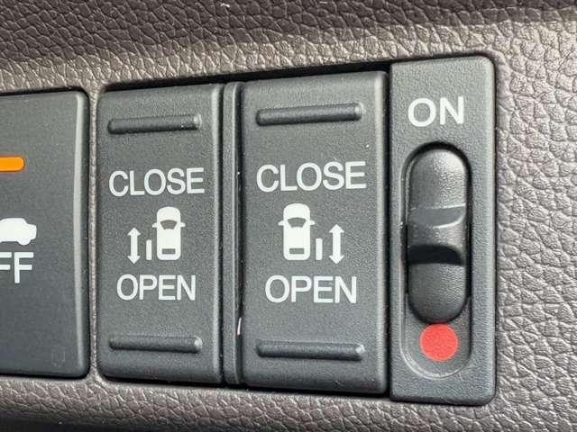 フリードハイブリッド 1.5ハイブリッドGホンダセンシング 6名 ホンダセンシング!ギャザーズナビ&フルセグTV&DVD&BT&バックカメラ!ギャザーズフリップダウンモニター!両側パワースライドドア!LEDヘッドライト!オートライト!純正ETC!(38枚目)