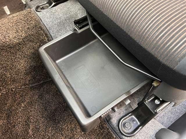 デイズ ハイウェイスター G アラウンドビューモニター/純正ナビ/Bluetooth/AUX/フルセグ/ETC/ベンチシート/オートエアコン/スマートキー/プッシュスタート/HIDヘッドライト/フォグランプ/アルミホイール/禁煙車(21枚目)