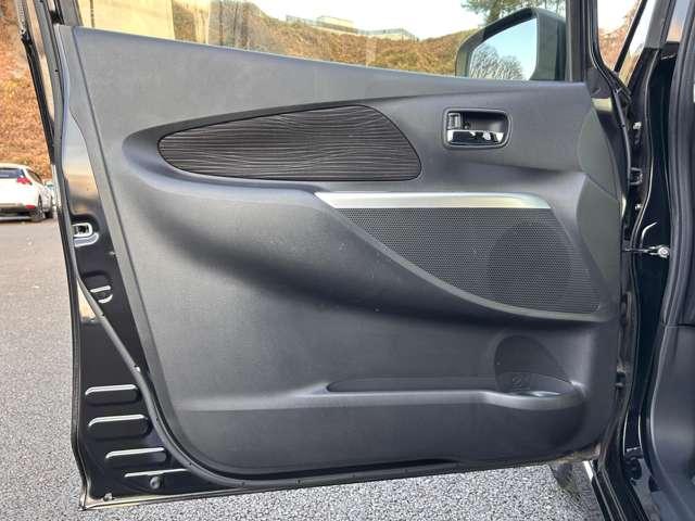 デイズ ハイウェイスター G アラウンドビューモニター/純正ナビ/Bluetooth/AUX/フルセグ/ETC/ベンチシート/オートエアコン/スマートキー/プッシュスタート/HIDヘッドライト/フォグランプ/アルミホイール/禁煙車(42枚目)