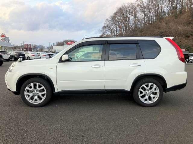 エクストレイル 20Xtt 1オーナー車!オートスピードコントロール!オートライト!シートヒーター!ヒルスタートアシスト!ルーフレール!純正ナビ!フルセグTV!バックカメラ!ハーフレザーシート!ディスチャージライト!禁煙車!(9枚目)