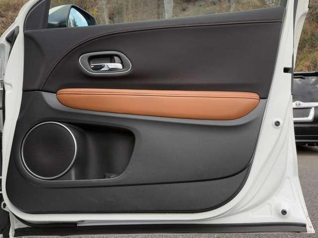 ヴェゼル ハイブリッドZ・ホンダセンシング ホンダセンシング!パナソニックナビ&フルセグTV&DVD&BT&バックカメラ!LEDヘッドライト!オートライト!社外アルミ!半革シート!シートヒーター!ビルトインETC!スマートキー!禁煙車!(34枚目)