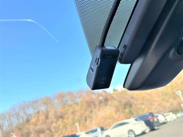 プリウス Aプレミアム ツーリングセレクション セーフティセンス!ブラインドスポットモニター!シンプルインテリジェントパーキングアシスト!レザーシート!モデリスタエアロ!純正ナビ&1セグTV&BT&バックカメラ!おくだけ充電!L(57枚目)