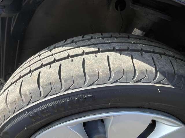 ワゴンR ハイブリッドFX 4WD!走行30.150キロ!マイルドハイブリッド/アイドリングストップ!ストラーダナビ&フルセグTV&DVD&BT!リモコンキー!シートヒーター!(14枚目)