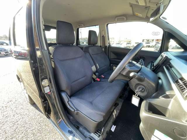 ワゴンR ハイブリッドFX 4WD!走行30.150キロ!マイルドハイブリッド/アイドリングストップ!ストラーダナビ&フルセグTV&DVD&BT!リモコンキー!シートヒーター!(15枚目)