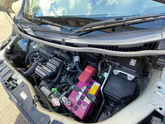 ワゴンR ハイブリッドFX 4WD!走行30.150キロ!マイルドハイブリッド/アイドリングストップ!ストラーダナビ&フルセグTV&DVD&BT!リモコンキー!シートヒーター!(28枚目)