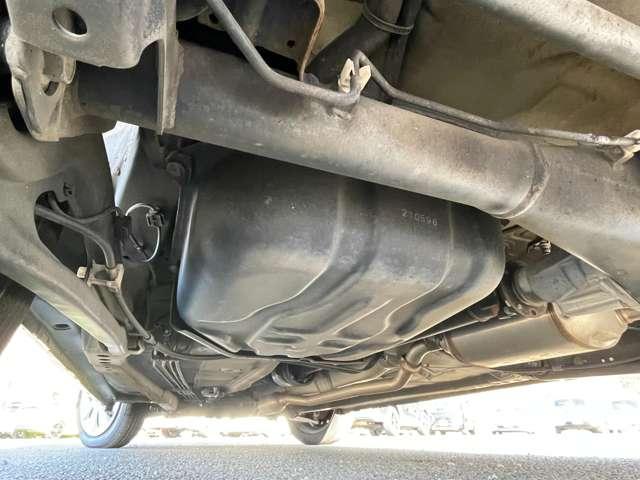 ワゴンR ハイブリッドFX 4WD!走行30.150キロ!マイルドハイブリッド/アイドリングストップ!ストラーダナビ&フルセグTV&DVD&BT!リモコンキー!シートヒーター!(33枚目)