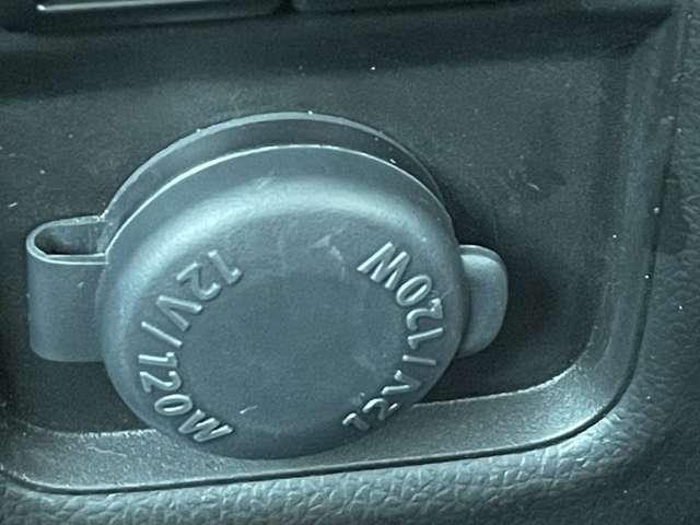 ワゴンR ハイブリッドFX 4WD!走行30.150キロ!マイルドハイブリッド/アイドリングストップ!ストラーダナビ&フルセグTV&DVD&BT!リモコンキー!シートヒーター!(42枚目)