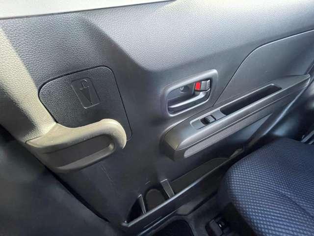 ワゴンR ハイブリッドFX 4WD!走行30.150キロ!マイルドハイブリッド/アイドリングストップ!ストラーダナビ&フルセグTV&DVD&BT!リモコンキー!シートヒーター!(44枚目)