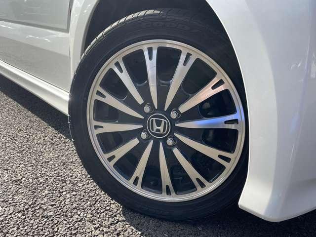 N-BOXカスタム G ターボSSパッケージ 1オーナー車!シティブレーキアクティブシステム!パドルシフト!シートヒーター!クルーズコントロール!GATHERSナビ!フルセグTV!バックカメラ!両側パワースライドドア!ハーフレ(10枚目)