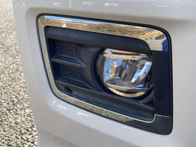 N-BOXカスタム G ターボSSパッケージ 1オーナー車!シティブレーキアクティブシステム!パドルシフト!シートヒーター!クルーズコントロール!GATHERSナビ!フルセグTV!バックカメラ!両側パワースライドドア!ハーフレ(16枚目)