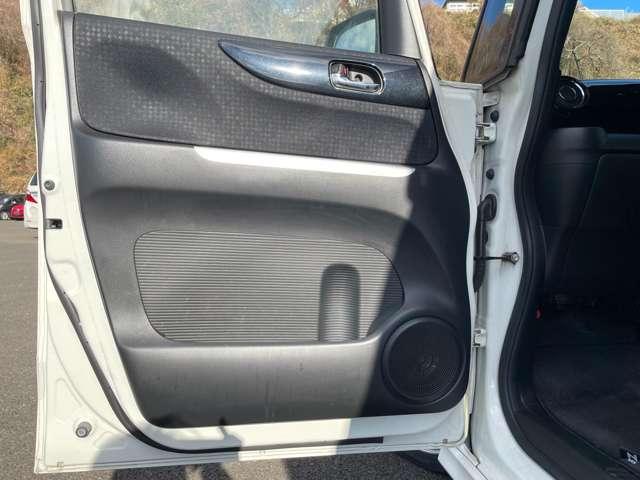 N-BOXカスタム G ターボSSパッケージ 1オーナー車!シティブレーキアクティブシステム!パドルシフト!シートヒーター!クルーズコントロール!GATHERSナビ!フルセグTV!バックカメラ!両側パワースライドドア!ハーフレ(23枚目)