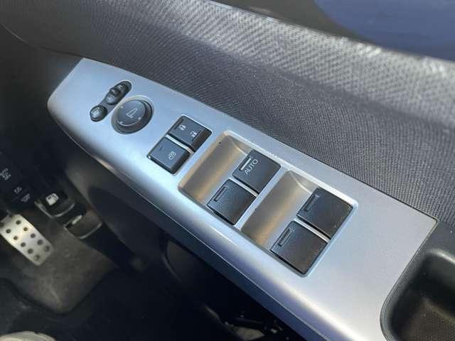 N-BOXカスタム G ターボSSパッケージ 1オーナー車!シティブレーキアクティブシステム!パドルシフト!シートヒーター!クルーズコントロール!GATHERSナビ!フルセグTV!バックカメラ!両側パワースライドドア!ハーフレ(49枚目)