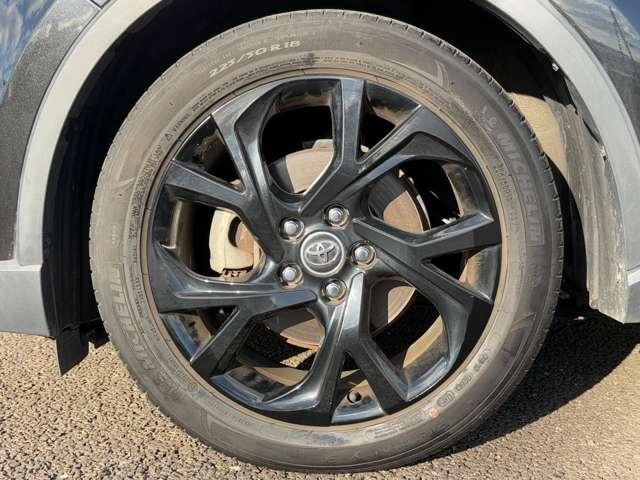 C-HR ハイブリッドG モード ネロ 1オーナー/セーフティセンス/純正ナビ&フルセグTV/Bluetooth/LEDヘッドライト/ブラインドスポットモニター/ハ半革シート/禁煙車/スマートキー/車検令和8年6月/バックカメラ/ETC(11枚目)