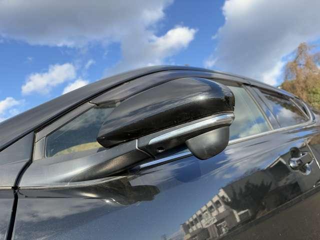 C-HR ハイブリッドG モード ネロ 1オーナー/セーフティセンス/純正ナビ&フルセグTV/Bluetooth/LEDヘッドライト/ブラインドスポットモニター/ハ半革シート/禁煙車/スマートキー/車検令和8年6月/バックカメラ/ETC(14枚目)