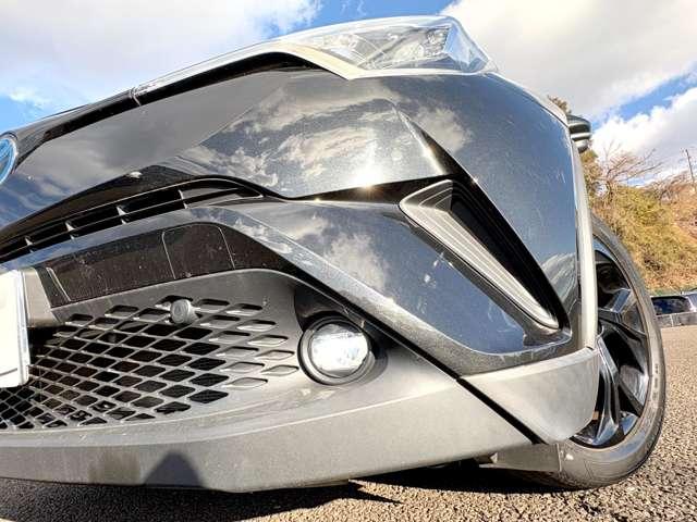 C-HR ハイブリッドG モード ネロ 1オーナー/セーフティセンス/純正ナビ&フルセグTV/Bluetooth/LEDヘッドライト/ブラインドスポットモニター/ハ半革シート/禁煙車/スマートキー/車検令和8年6月/バックカメラ/ETC(17枚目)