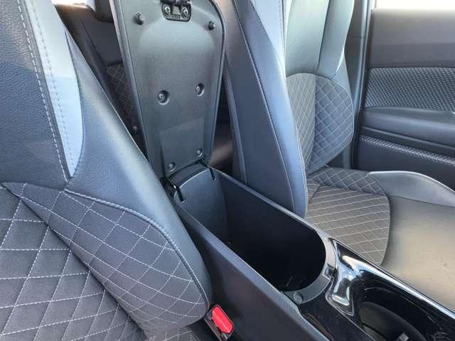 C-HR ハイブリッドG モード ネロ 1オーナー/セーフティセンス/純正ナビ&フルセグTV/Bluetooth/LEDヘッドライト/ブラインドスポットモニター/ハ半革シート/禁煙車/スマートキー/車検令和8年6月/バックカメラ/ETC(54枚目)