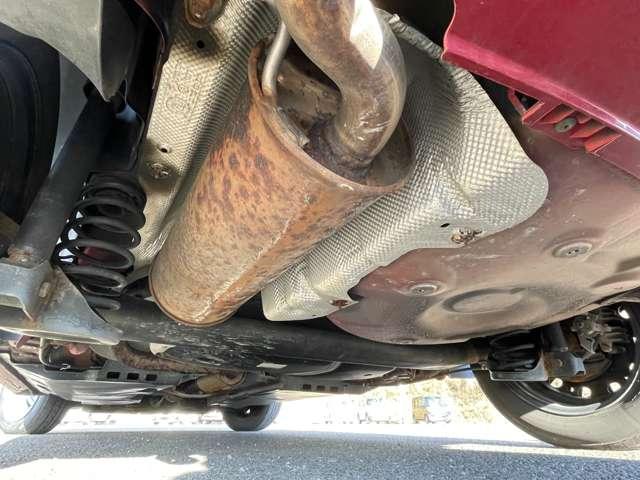 ポロ ＴＳＩコンフォートライン　クルーズコントロール／禁煙車／ドラレコ／ＥＴＣ／バックカメラ／アイドリングストップ／純正ナビ／Ｂｌｕｅｔｏｏｔｈ／キーレスエントリー／パドルシフト／マニュアルエアコン／純正１５インチスチールホイール（32枚目）