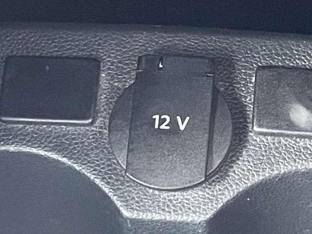 ポロ ＴＳＩコンフォートライン　クルーズコントロール／禁煙車／ドラレコ／ＥＴＣ／バックカメラ／アイドリングストップ／純正ナビ／Ｂｌｕｅｔｏｏｔｈ／キーレスエントリー／パドルシフト／マニュアルエアコン／純正１５インチスチールホイール（36枚目）