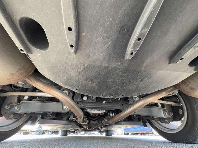 IS IS300 1オーナー/サンルーフ/3連LED/360度M/L-texシート/OPシートヒータ/セーフティシステム+/BSM/PSB/追従型クルコン/10.3インチナビ/プレミアムSS/Blu-ray対応/禁煙車(29枚目)