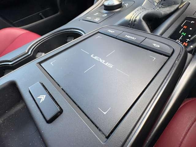 IS IS300 1オーナー/サンルーフ/3連LED/360度M/L-texシート/OPシートヒータ/セーフティシステム+/BSM/PSB/追従型クルコン/10.3インチナビ/プレミアムSS/Blu-ray対応/禁煙車(62枚目)