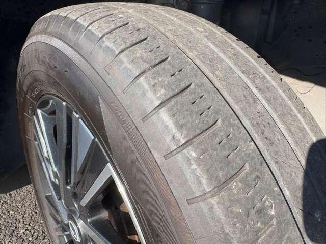 セレナ ｅ－パワー　ハイウェイスターＶ　３６０度セーフティアシスト！防水シート！シートヒーター！ステアリングヒーター！純正ナビ＆フルセグＴＶ＆ＢＴ！インテリジェントアラウンドビューモニター＆ルームミラー！ハンズフリー両側（13枚目）