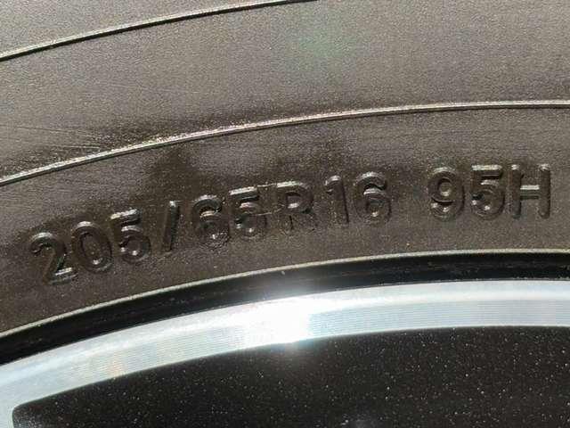 セレナ ｅ－パワー　ハイウェイスターＶ　３６０度セーフティアシスト！防水シート！シートヒーター！ステアリングヒーター！純正ナビ＆フルセグＴＶ＆ＢＴ！インテリジェントアラウンドビューモニター＆ルームミラー！ハンズフリー両側（15枚目）