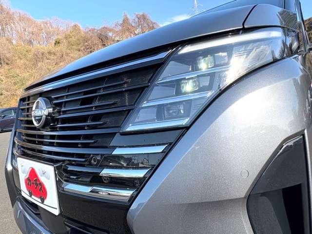 セレナ ｅ－パワー　ハイウェイスターＶ　３６０度セーフティアシスト！防水シート！シートヒーター！ステアリングヒーター！純正ナビ＆フルセグＴＶ＆ＢＴ！インテリジェントアラウンドビューモニター＆ルームミラー！ハンズフリー両側（17枚目）