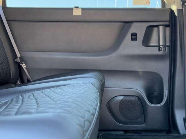 セレナ ｅ－パワー　ハイウェイスターＶ　３６０度セーフティアシスト！防水シート！シートヒーター！ステアリングヒーター！純正ナビ＆フルセグＴＶ＆ＢＴ！インテリジェントアラウンドビューモニター＆ルームミラー！ハンズフリー両側（38枚目）