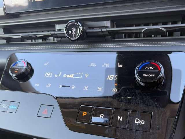 セレナ ｅ－パワー　ハイウェイスターＶ　３６０度セーフティアシスト！防水シート！シートヒーター！ステアリングヒーター！純正ナビ＆フルセグＴＶ＆ＢＴ！インテリジェントアラウンドビューモニター＆ルームミラー！ハンズフリー両側（52枚目）