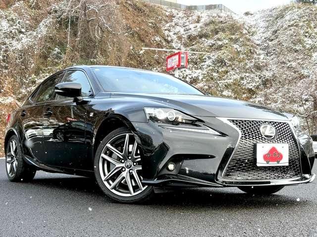 IS IS200t Fスポーツ アイドリングストップ!クルーズコントロール!純正7インチナビ&フルセグTV&BT&バックカメラ!LEDヘッドライト!オートライト!純正アルミ!半革シート!シートヒーター!前席パワー(3枚目)