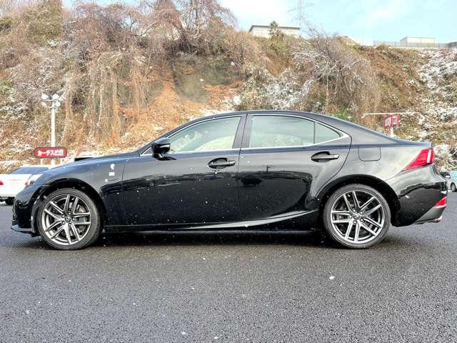 IS IS200t Fスポーツ アイドリングストップ!クルーズコントロール!純正7インチナビ&フルセグTV&BT&バックカメラ!LEDヘッドライト!オートライト!純正アルミ!半革シート!シートヒーター!前席パワー(9枚目)