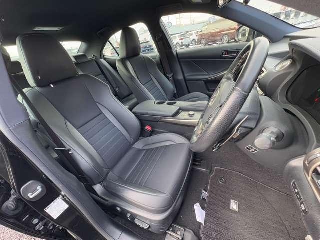 IS IS200t Fスポーツ アイドリングストップ!クルーズコントロール!純正7インチナビ&フルセグTV&BT&バックカメラ!LEDヘッドライト!オートライト!純正アルミ!半革シート!シートヒーター!前席パワー(19枚目)