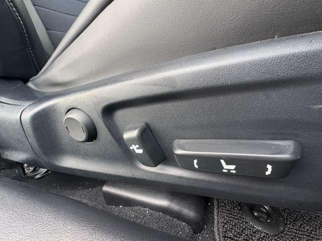 IS IS200t Fスポーツ アイドリングストップ!クルーズコントロール!純正7インチナビ&フルセグTV&BT&バックカメラ!LEDヘッドライト!オートライト!純正アルミ!半革シート!シートヒーター!前席パワー(20枚目)