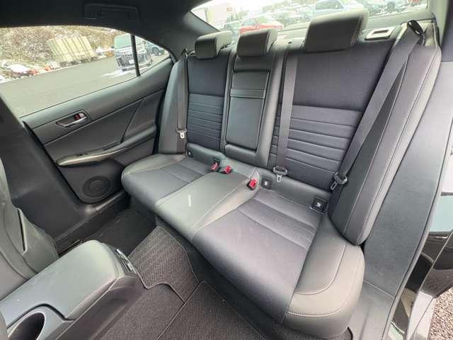 IS IS200t Fスポーツ アイドリングストップ!クルーズコントロール!純正7インチナビ&フルセグTV&BT&バックカメラ!LEDヘッドライト!オートライト!純正アルミ!半革シート!シートヒーター!前席パワー(23枚目)