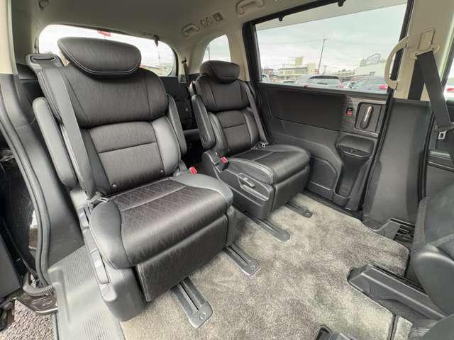 オデッセイ アブソルート・EX アイドリングストップ!シティブレーキアクティブシステム!ブラインドスポットインフォメーション!純正ナビ&フルセグTV&BT!マルチビューカメラシステム!フリップダウンモニター!両側(22枚目)