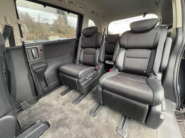 オデッセイ アブソルート・EX アイドリングストップ!シティブレーキアクティブシステム!ブラインドスポットインフォメーション!純正ナビ&フルセグTV&BT!マルチビューカメラシステム!フリップダウンモニター!両側(23枚目)