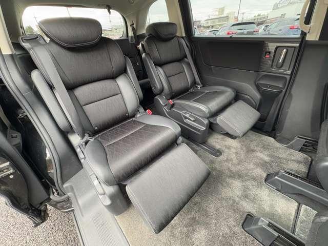 オデッセイ アブソルート・EX アイドリングストップ!シティブレーキアクティブシステム!ブラインドスポットインフォメーション!純正ナビ&フルセグTV&BT!マルチビューカメラシステム!フリップダウンモニター!両側(24枚目)