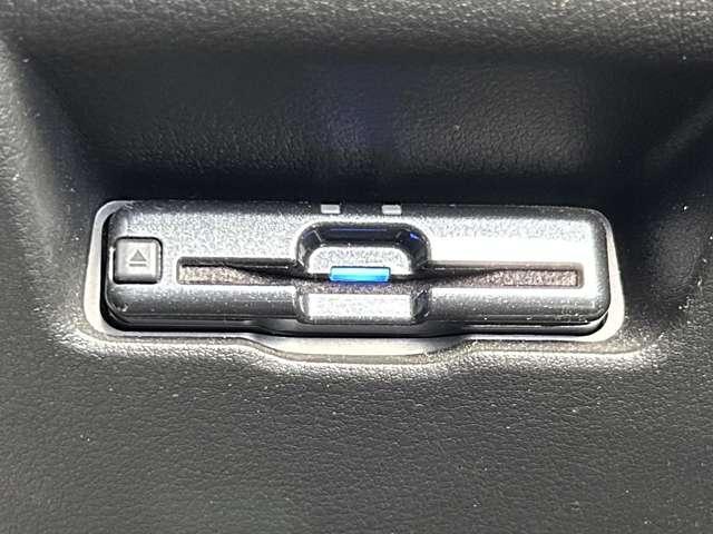 �u�`���������@�b�����o�������@���@�`�������������@�`�������v�X�}�z�ƘA�g���ăi�r�≹�y�Đ��Ȃǂ̋@�\���g�p�ł��܂���