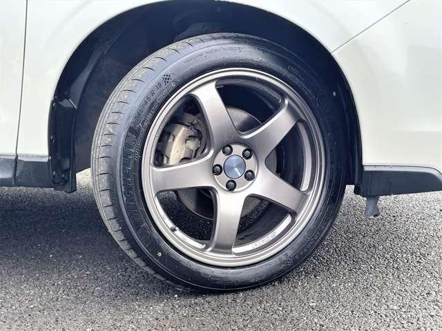 フォレスター ２．０ＸＴ　アイサイト　アイサイト３！アドバンスドセイフティパッケージ！純正ナビ＆フルセグＴＶ＆ＤＶＤ＆ＢＴ＆バックカメラ！ＬＥＤヘッドライト！オートライト！ＥＮＫＥＩアルミ！シートヒーター！前席パワーシ（10枚目）