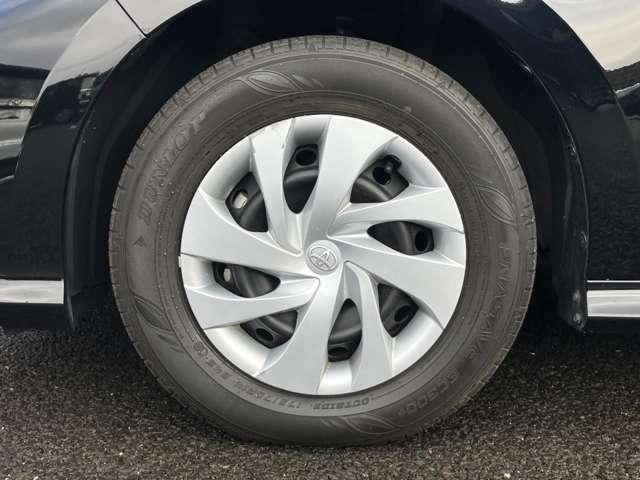 ヤリス ハイブリッドＧ　ツートーンカラー！セーフティセンス！ブラインドスポットモニター！純正ナビ＆フルセグＴＶ＆ＢＴ！パノラミックビューモニター！オートライト！ビルトインＥＴＣ！スマートエントリー／スター（11枚目）